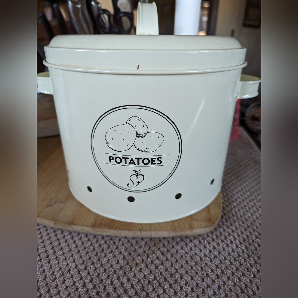 Potato Canister
